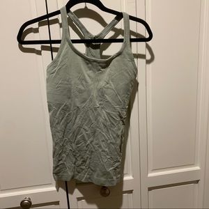 Lululemon ebb to street green size 6